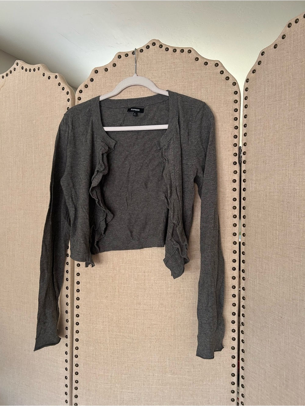 Express Grey Cropped Ruffle Detail Knit Cardigan Long Sleeve 100% Cotton